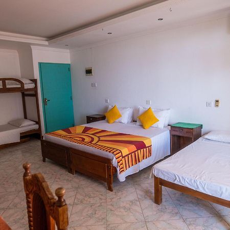Amaya Beach Hotel Dikwella 外观 照片