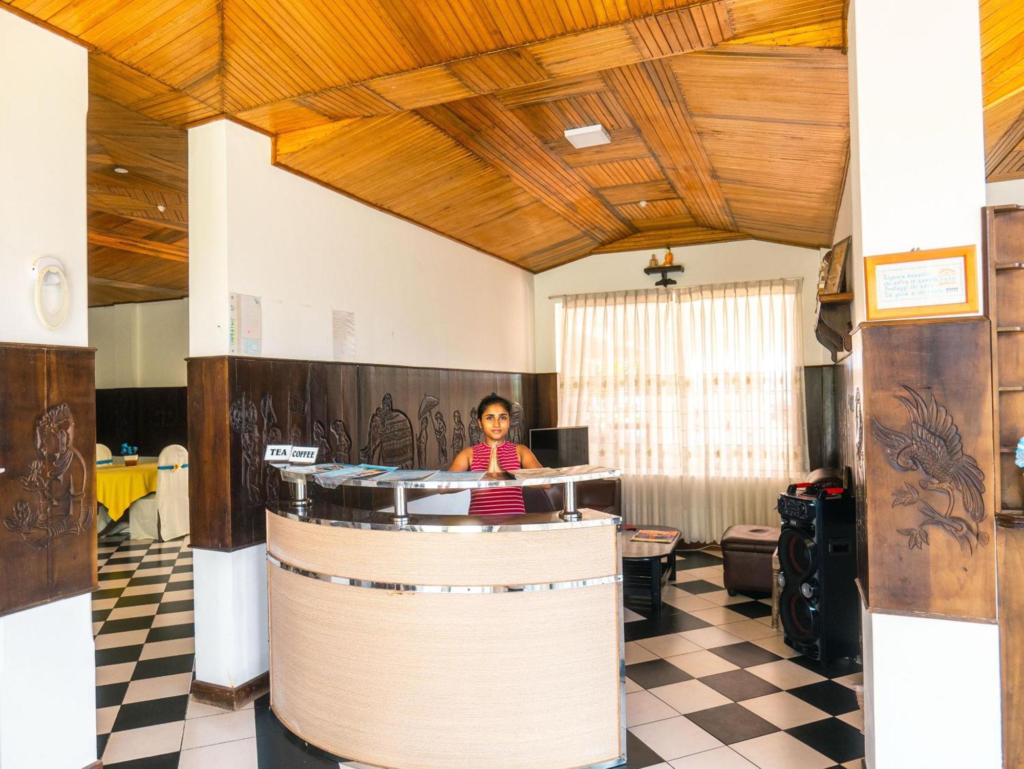 Amaya Beach Hotel Dikwella 外观 照片