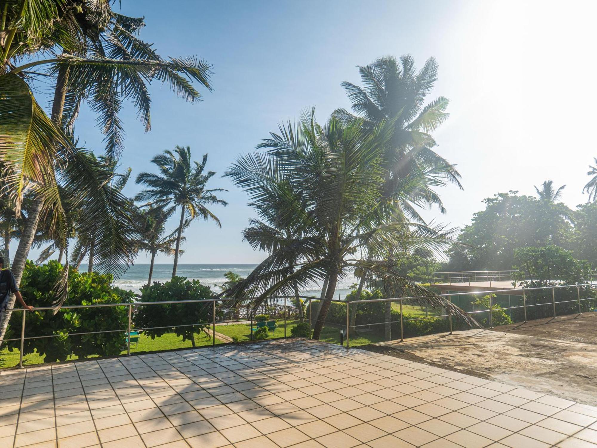 Amaya Beach Hotel Dikwella 外观 照片