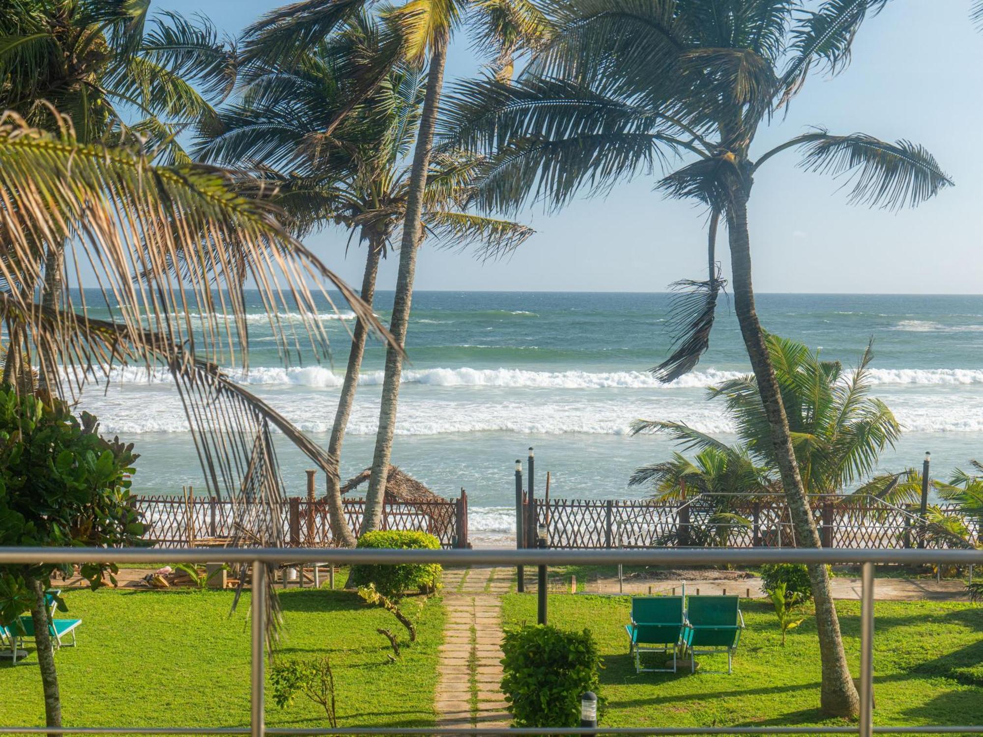 Amaya Beach Hotel Dikwella 外观 照片