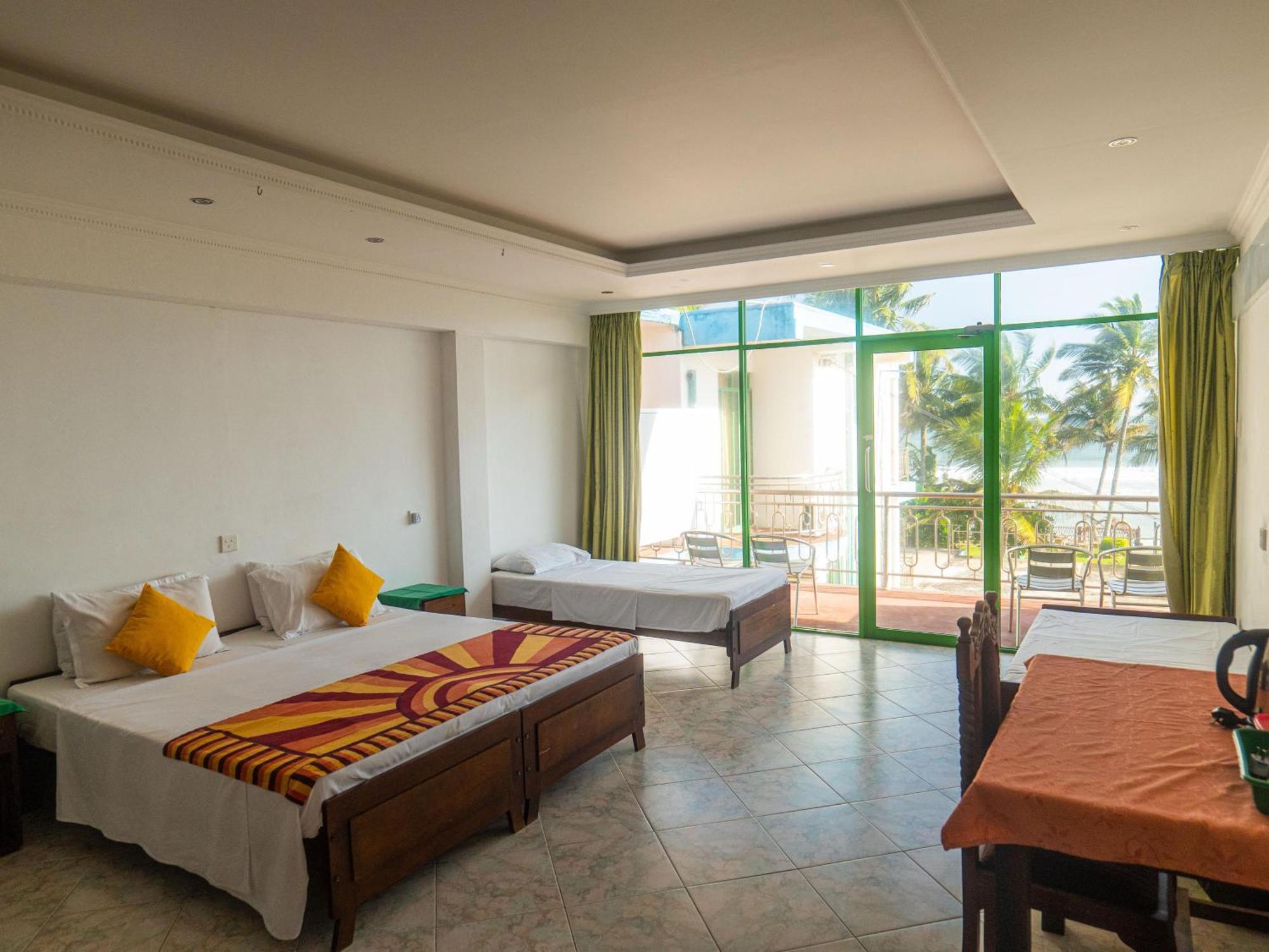 Amaya Beach Hotel Dikwella 外观 照片