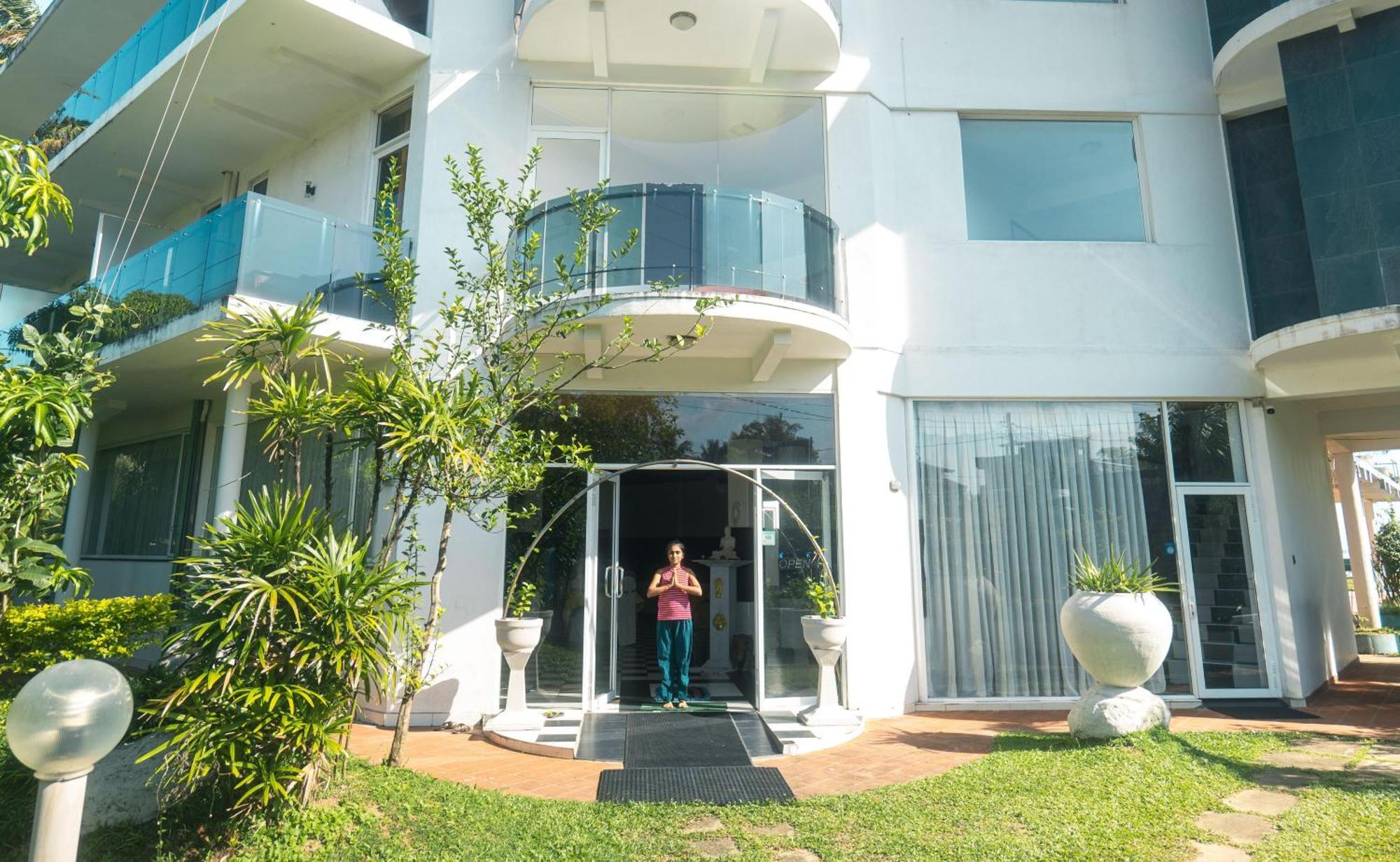 Amaya Beach Hotel Dikwella 外观 照片
