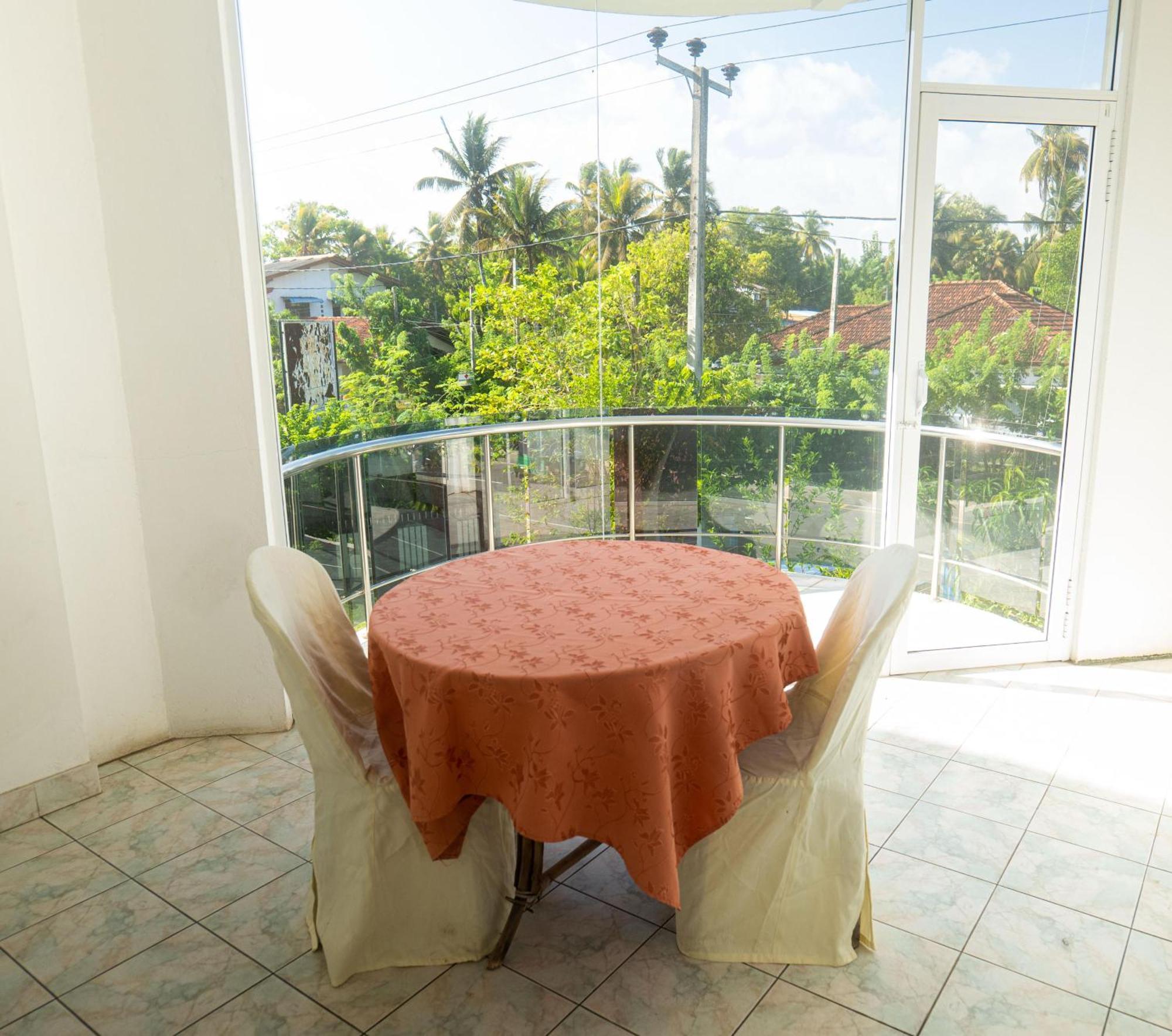 Amaya Beach Hotel Dikwella 外观 照片
