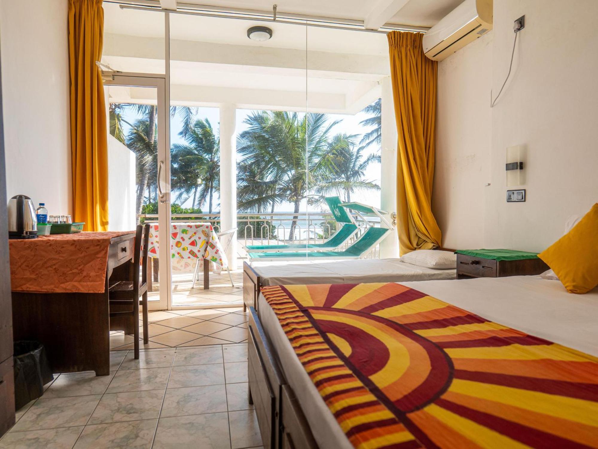 Amaya Beach Hotel Dikwella 外观 照片
