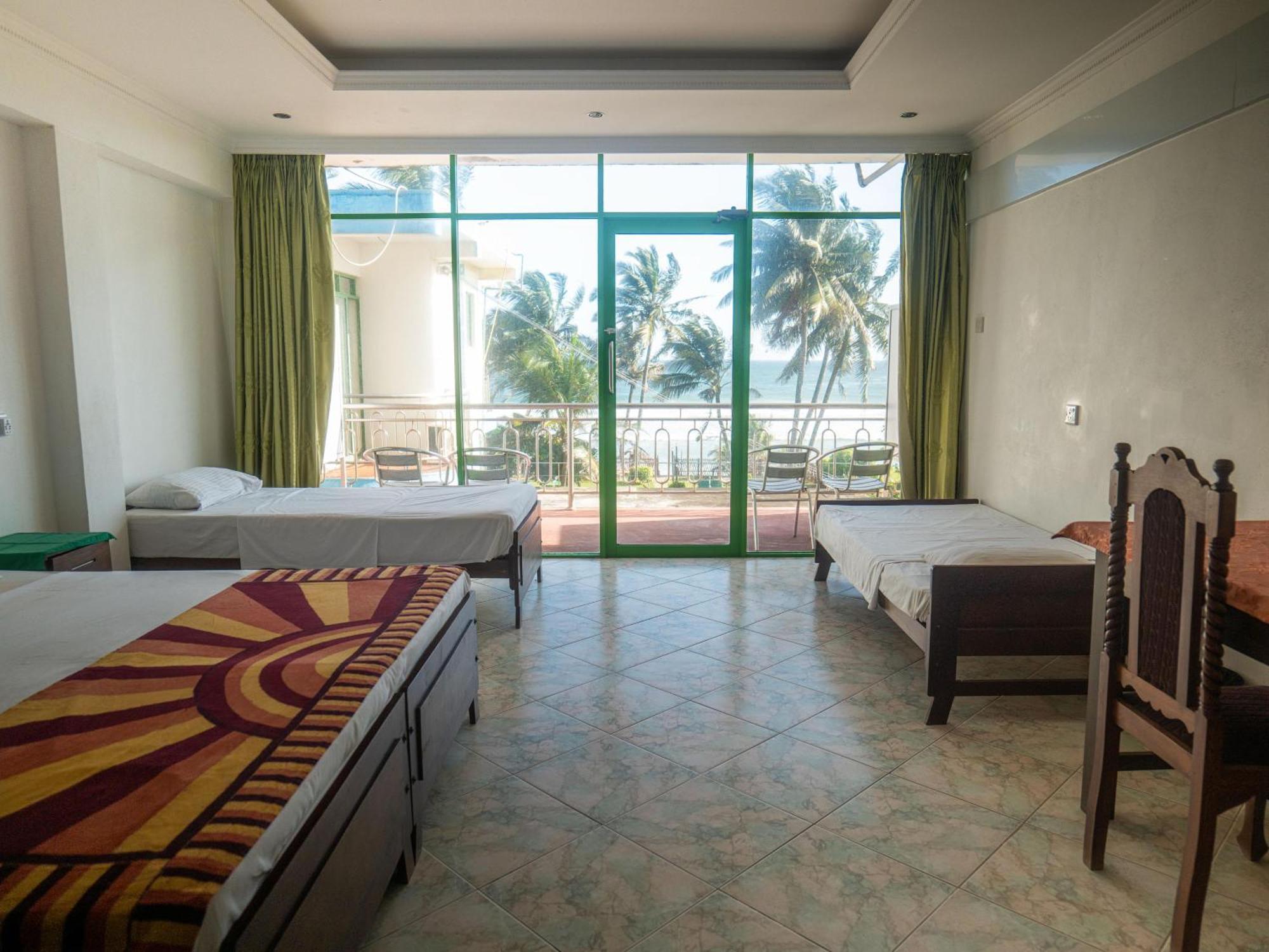Amaya Beach Hotel Dikwella 外观 照片