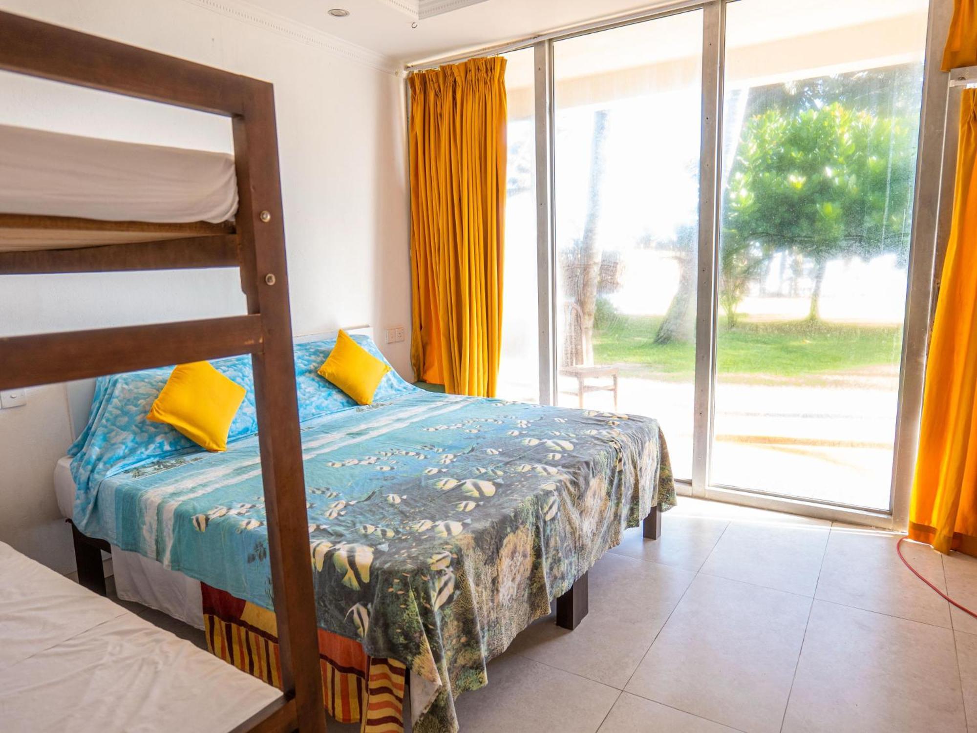 Amaya Beach Hotel Dikwella 外观 照片