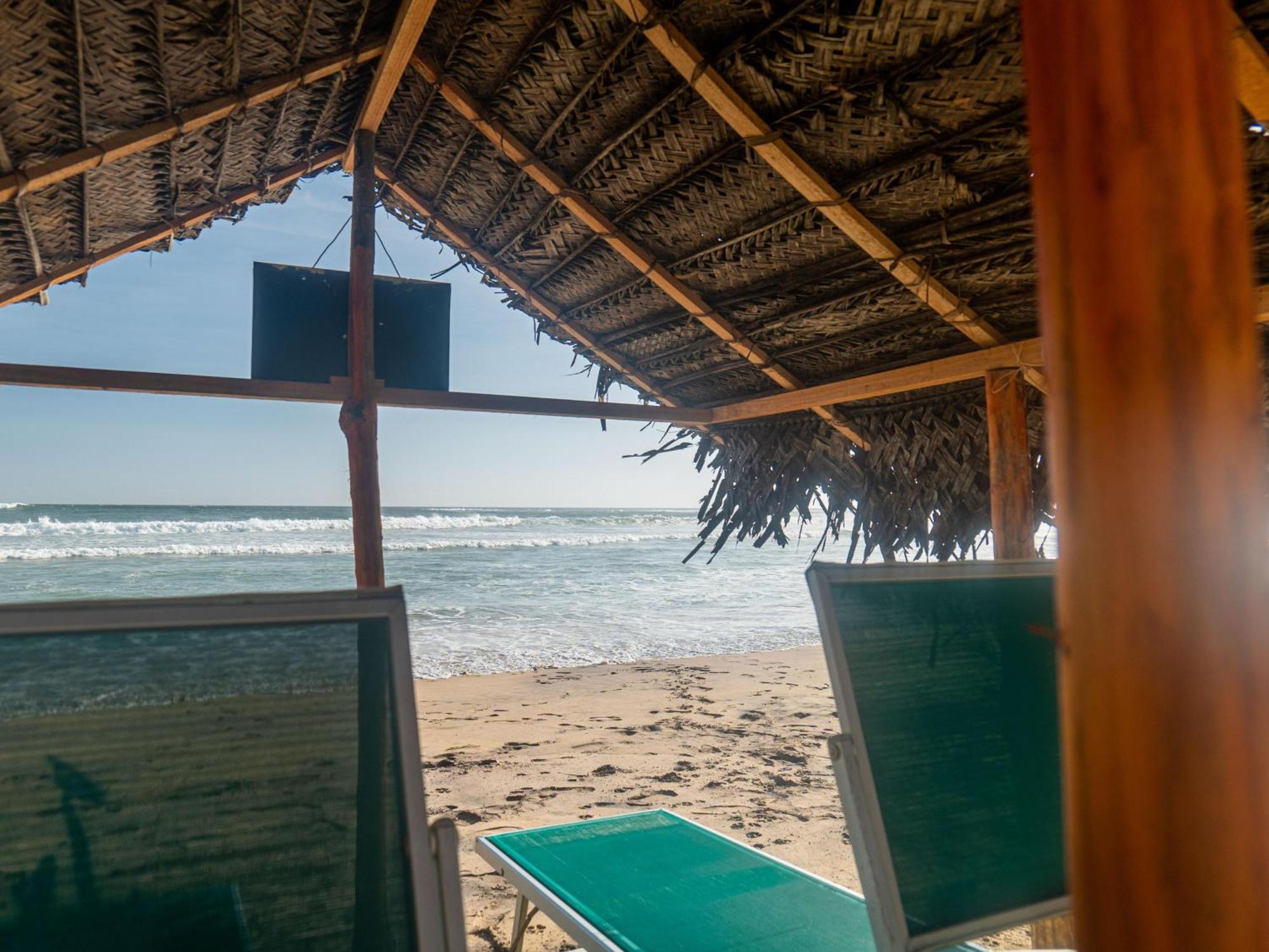 Amaya Beach Hotel Dikwella 外观 照片